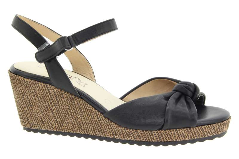 CAPRICE Dámské kožené černé sandálky na klínu