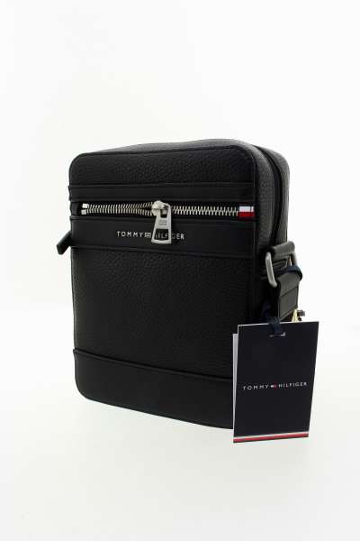 TOMMY HILFIGER Pánský černý crossover