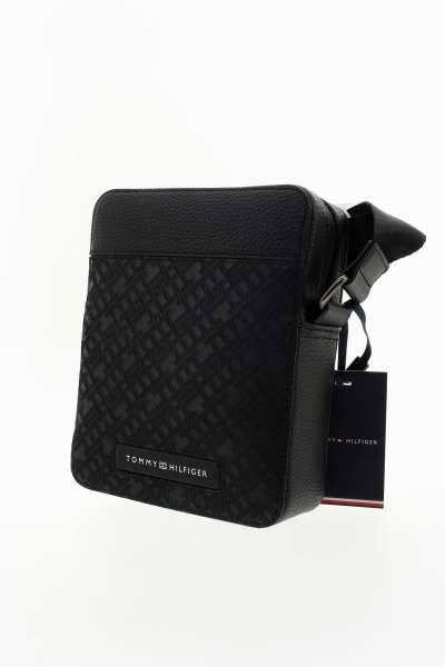 TOMMY HILFIGER Pánský černý crossover