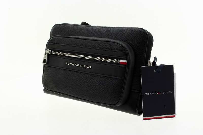 TOMMY HILFIGER Pánský černý crossover