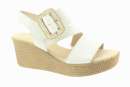 GABOR Dámské krémové kožené sandály na klínu
