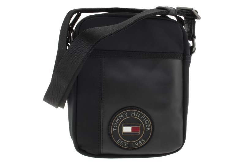 TOMMY HILFIGER Pánský černý crossover