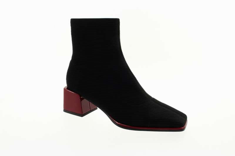 GIOSEPPO Dámský černý textilní kotník s membránou