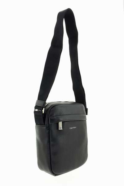 CALVIN KLEIN Pánský černý crossover