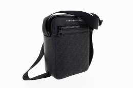 TOMMY HILFIGER Pánský černý crossover