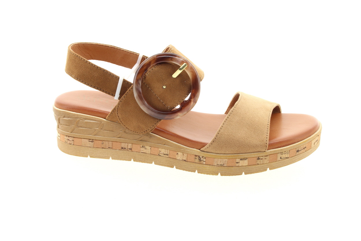 MUSTANG Dámské hnědé sandálky na klínu