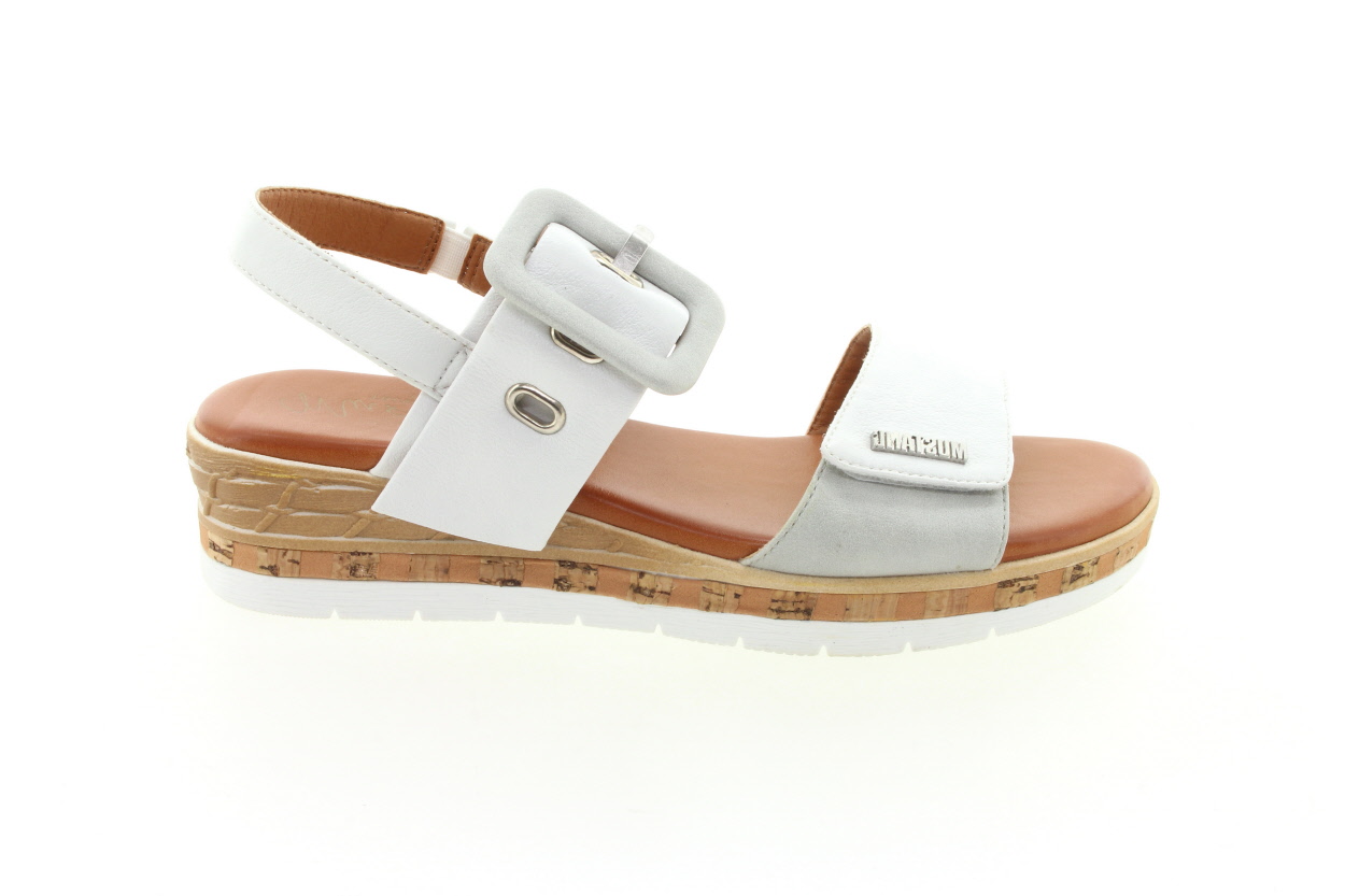 MUSTANG Dámské letní bílé sandálky