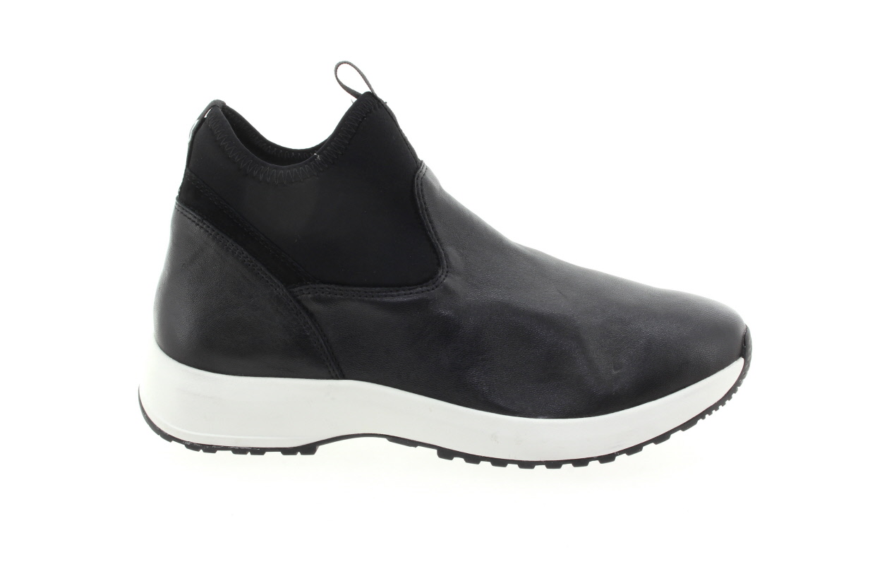 CAPRICE Dámský černý kožený kotník