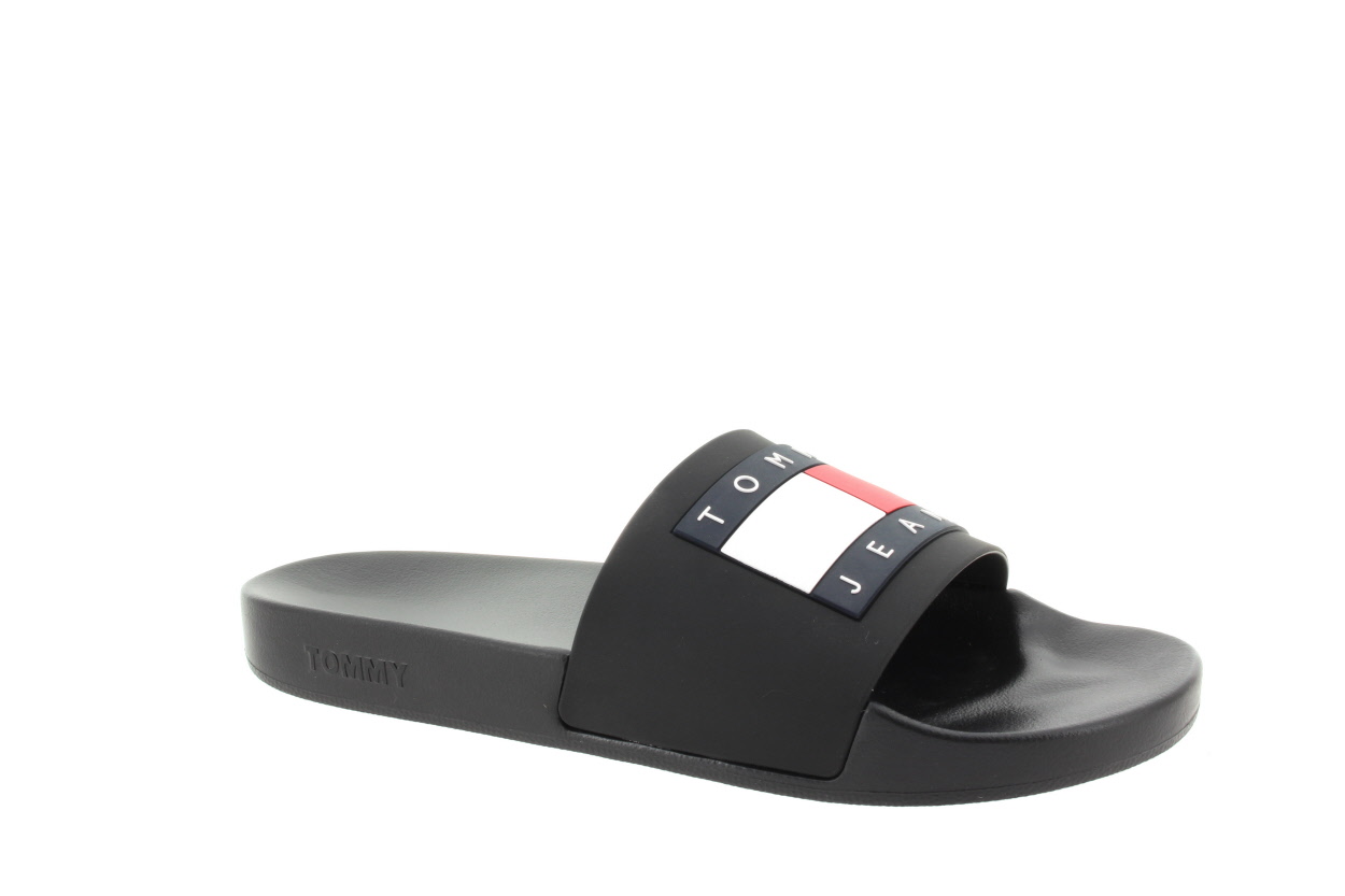 TOMMY HILFIGER Pánské černé pantofle