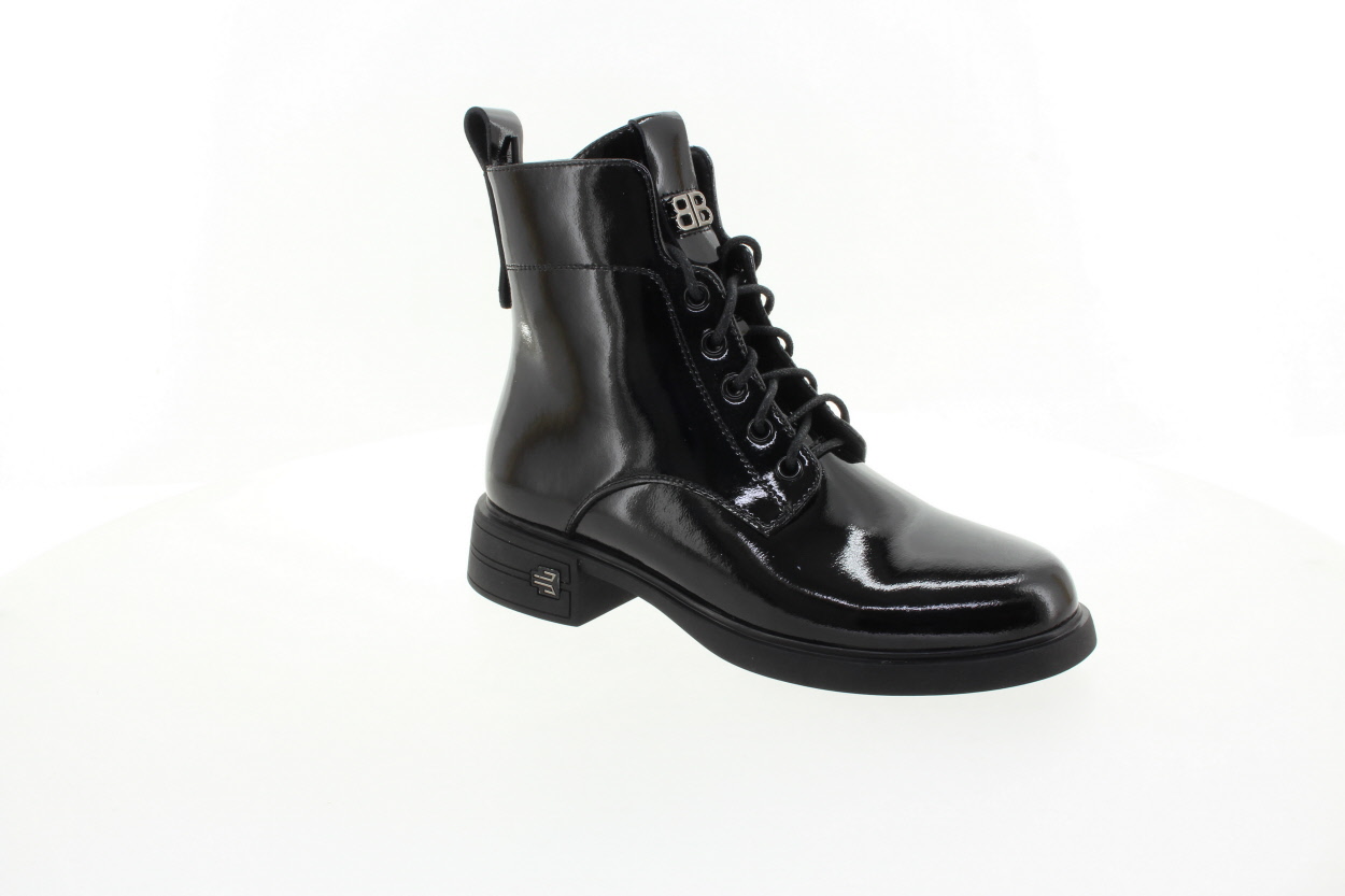 YO BY SHOEMAKER Dámský černý kožený kotník